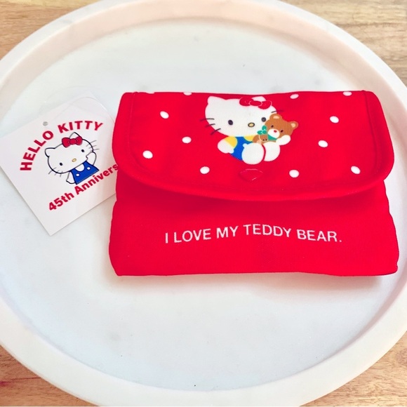 Red Hello Kitty 45th Anniversary Tissue Case Holder - Picture 2 of 6